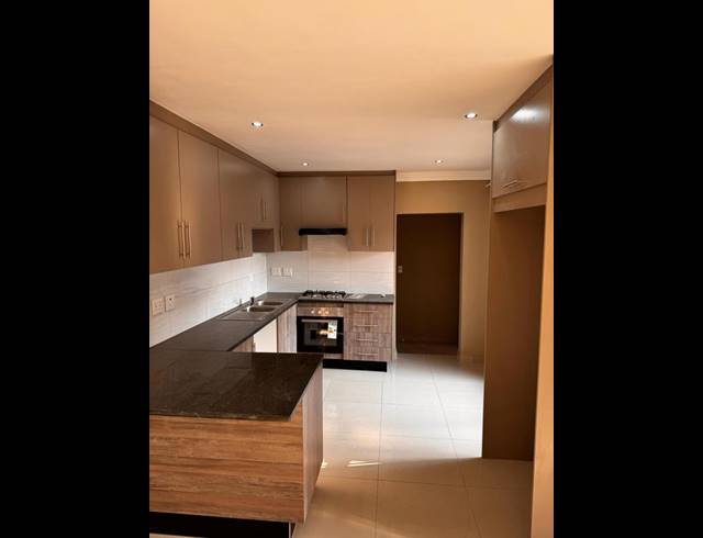 2 BEDROOM PROPERTY TO RENT IN ERASMIA